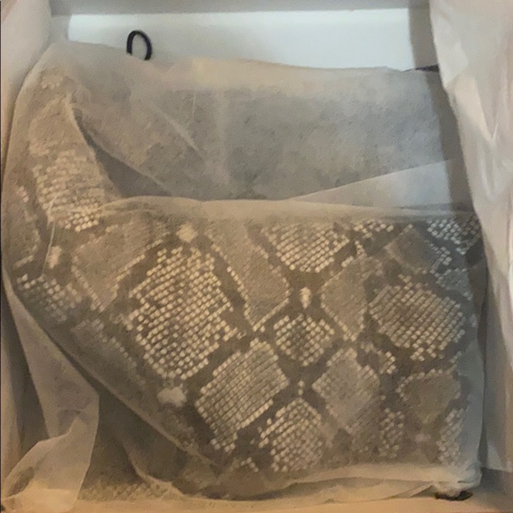 Snakeskin thigh high boots - Picture 2 of 2